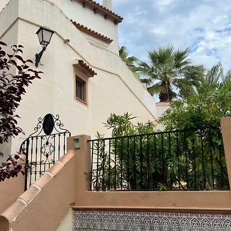 Casa Al Mare Aldea تورّيفيِخا